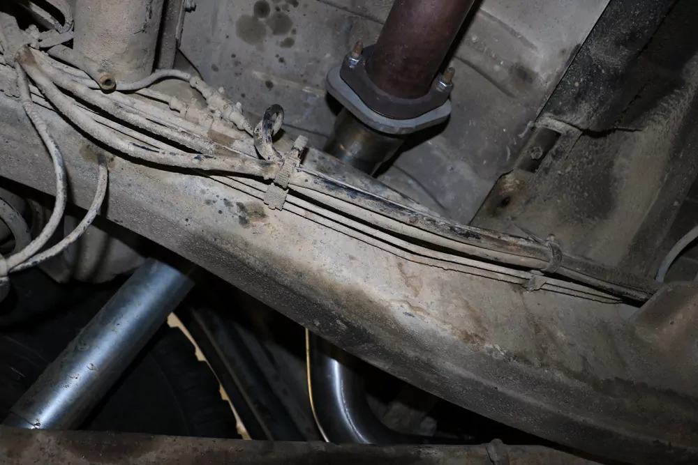 Mercedes G-Klasse Cabrio - 463 (ohne Trittbrett)  Endschalldämpfer Ausgang seitlich  - 2x80 Typ 14