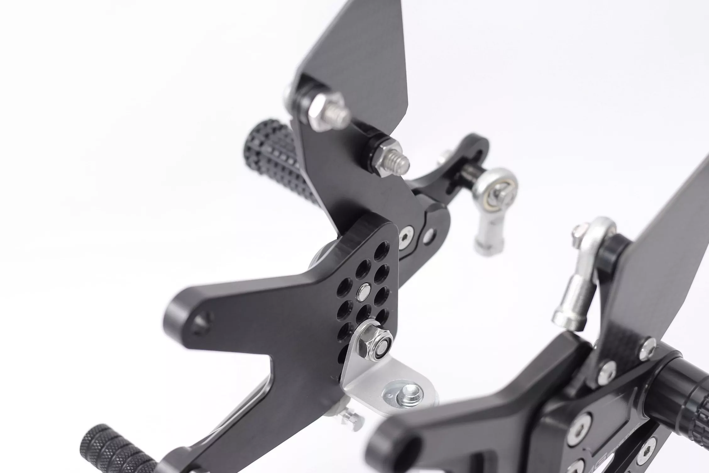 MG Biketec Sportfussrastenanlage / Rastenanlage / Fußrastenanlage mit ABE, gültig in D - A - CH für Triumph Street Triple 675 ab 2008-2010