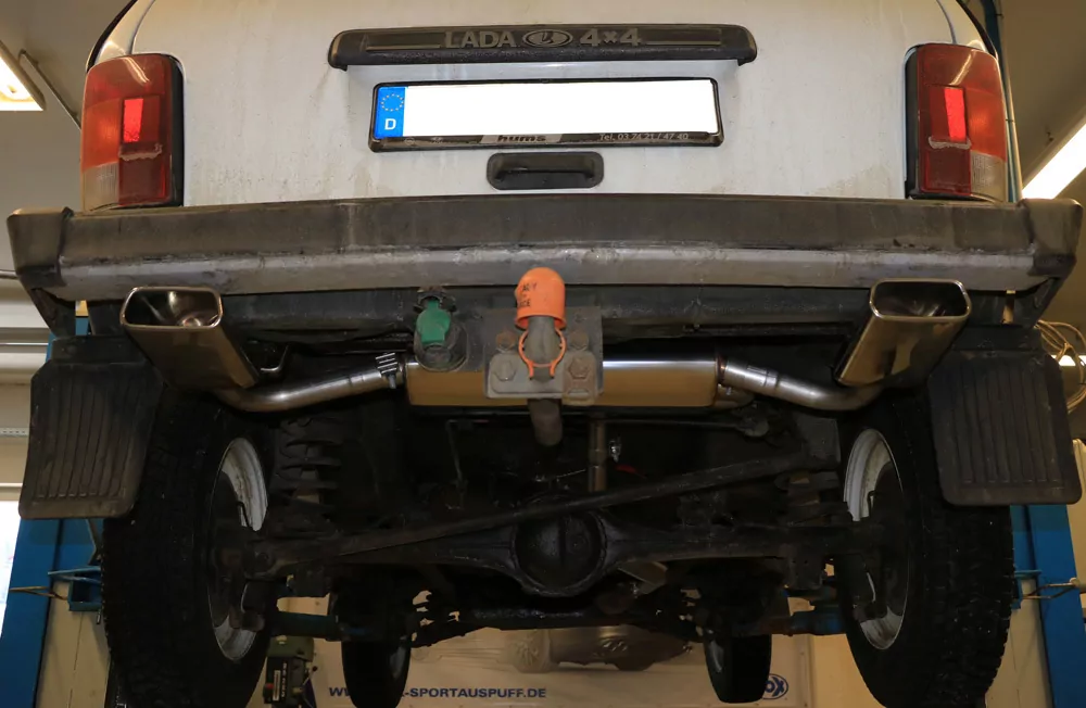 Lada Niva 4x4  Endschalldämpfer quer Ausgang rechts/links - 145x65 Typ 59 rechts/links