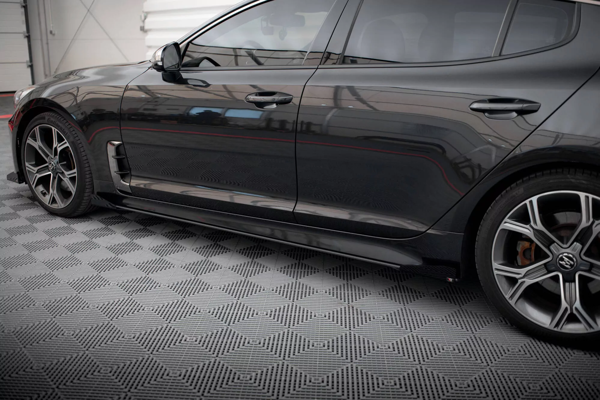 Street Pro Seitenschweller Ansatz Für + Flaps Kia Stinger GT / GT-Line / Standard Mk1 Schwarz Hochglanz