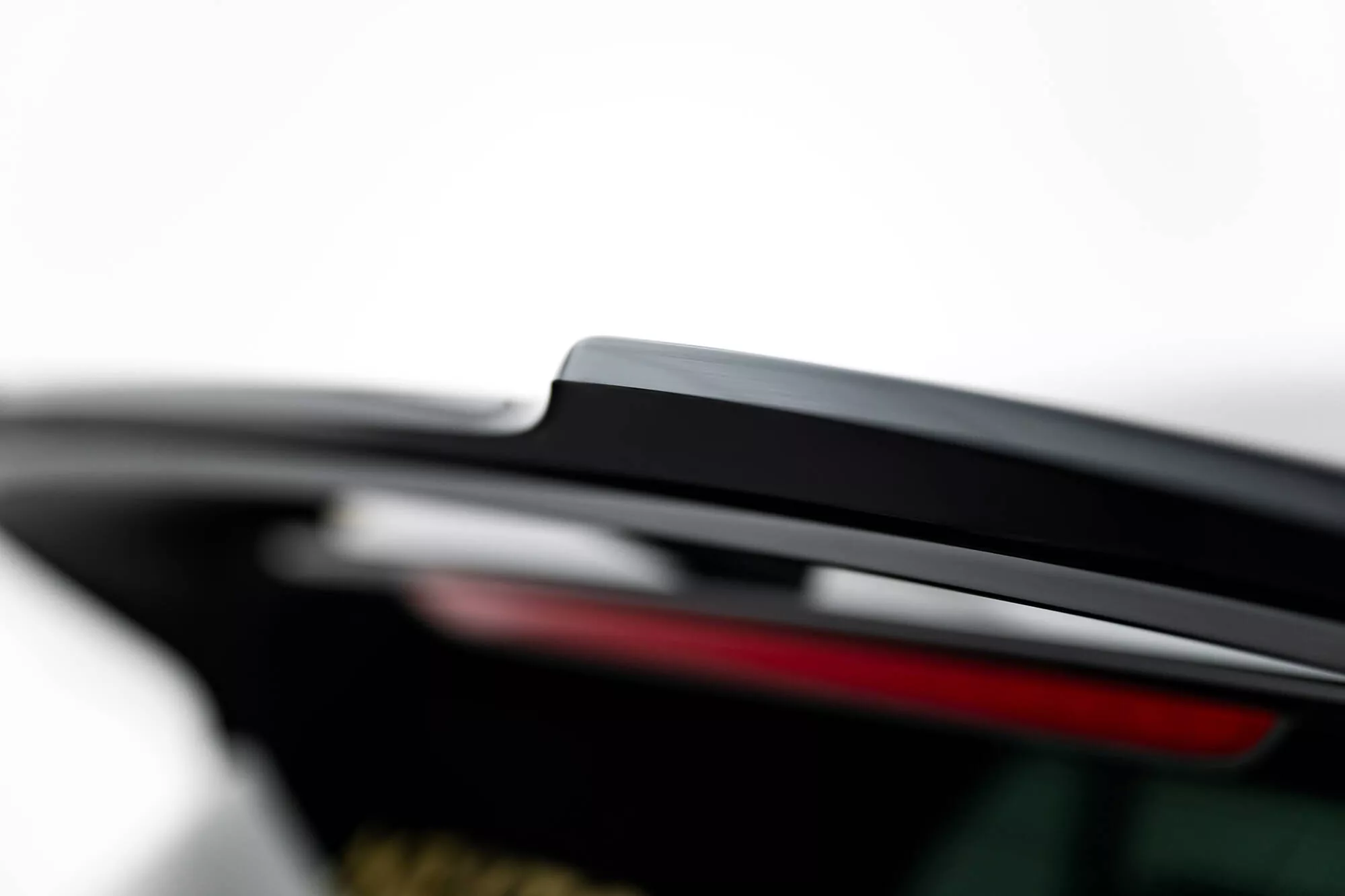 Spoiler CAP V.2 Für Volkswagen Golf  R-Performance / GTI Clubsport Mk8 Schwarz Hochglanz