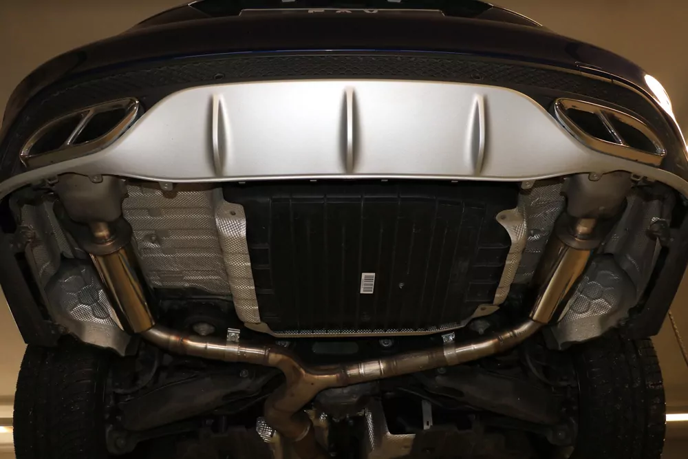 Mercedes C-Klasse 205 Limousine/ T-Modell/ Cabrio/ Coupe  Endschalldämpfer rechts/links mit Endrohrtulpen