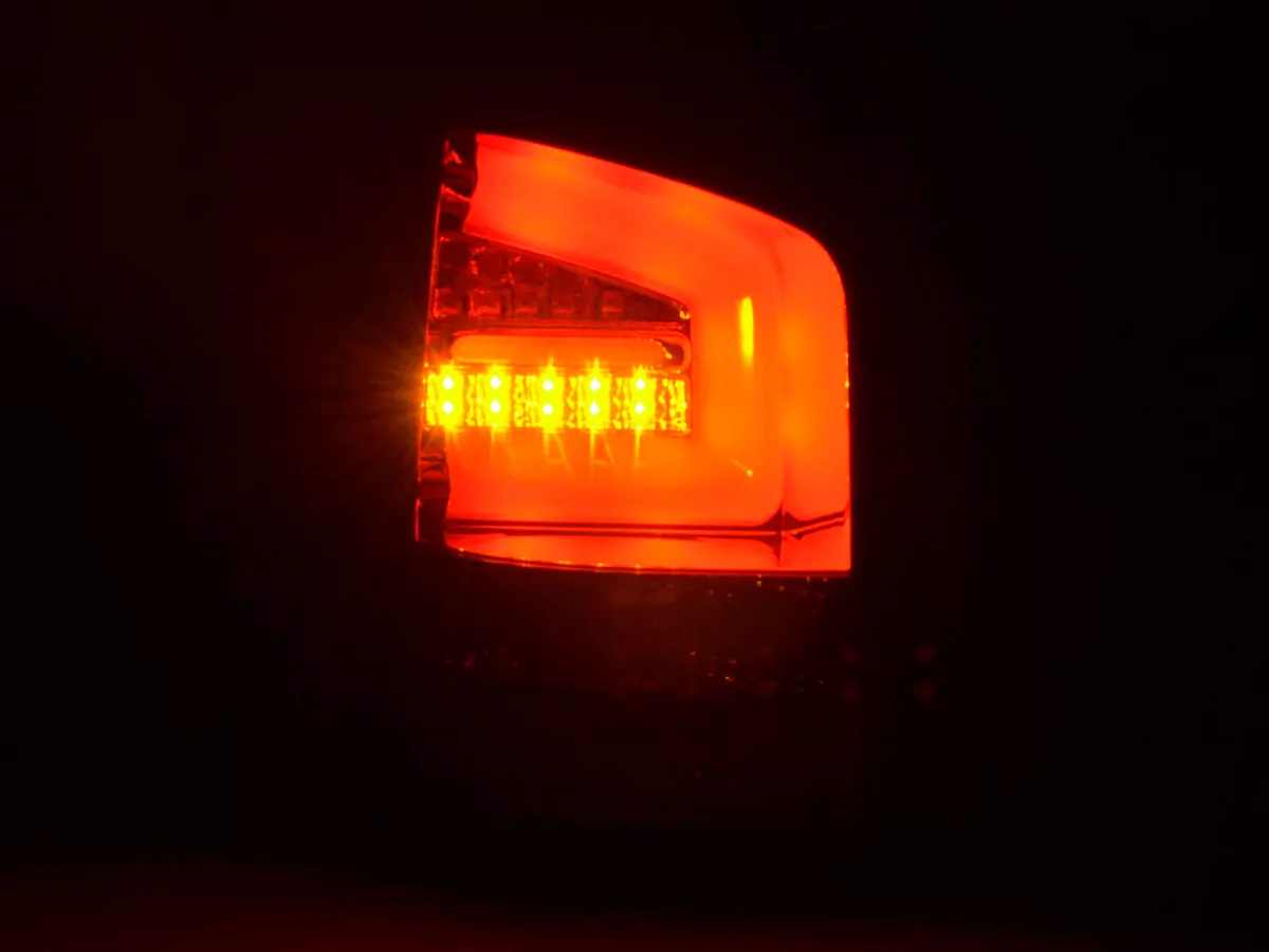 LED Rückleuchten Set VW T5  03-10 Heckklapentür-Version schwarz
