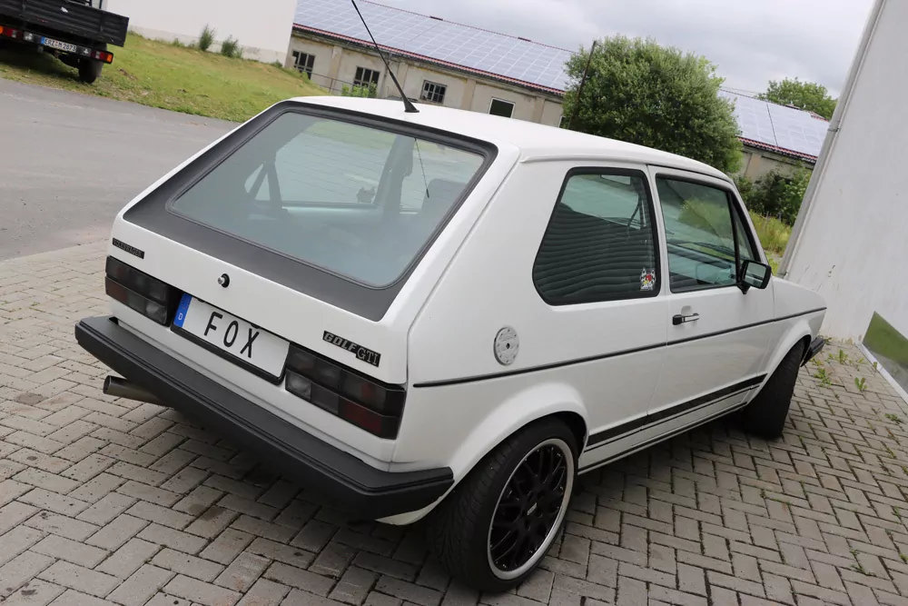 VW Golf I GTI  Endschalldämpfer Ø63,5mm - 1x63,5 Typ 10 nach links führend