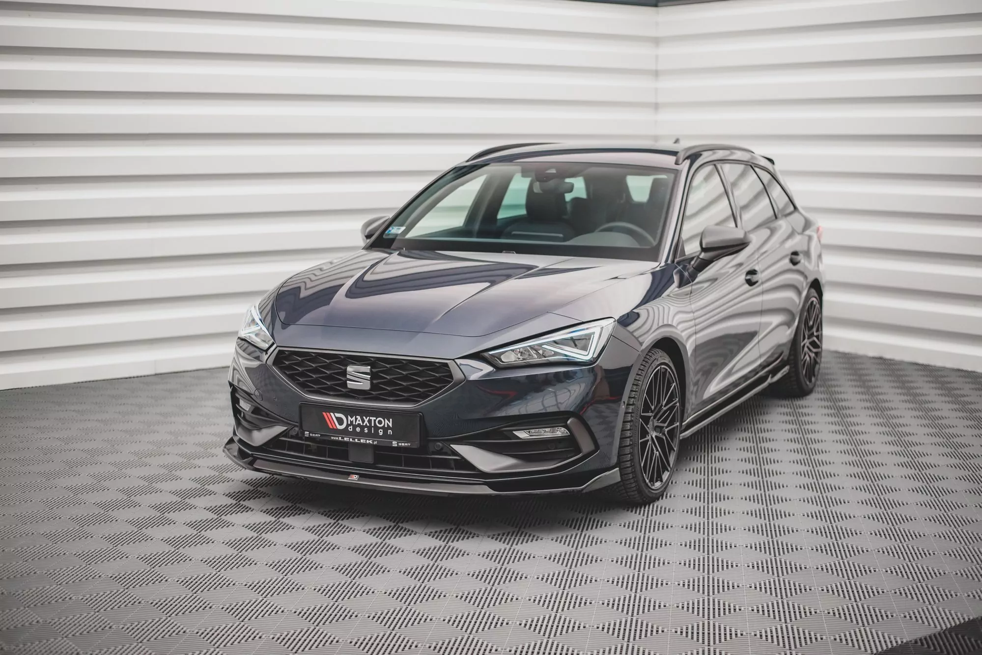 Front Ansatz V.3 Für Seat Leon FR Mk4 Schwarz Hochglanz