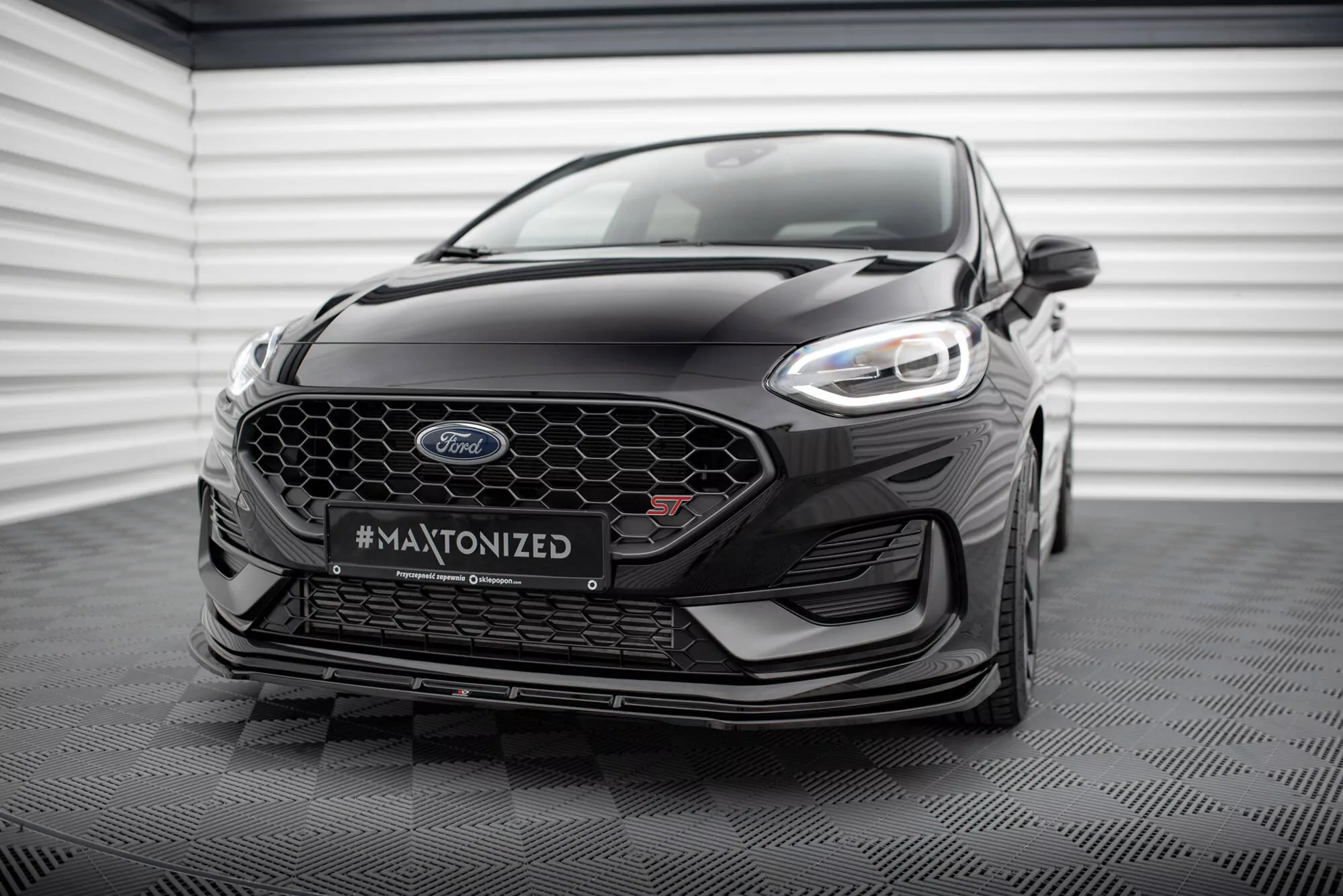 Front Ansatz V.2 Für Ford Fiesta ST / ST-Line Mk8 Facelift Schwarz Hochglanz
