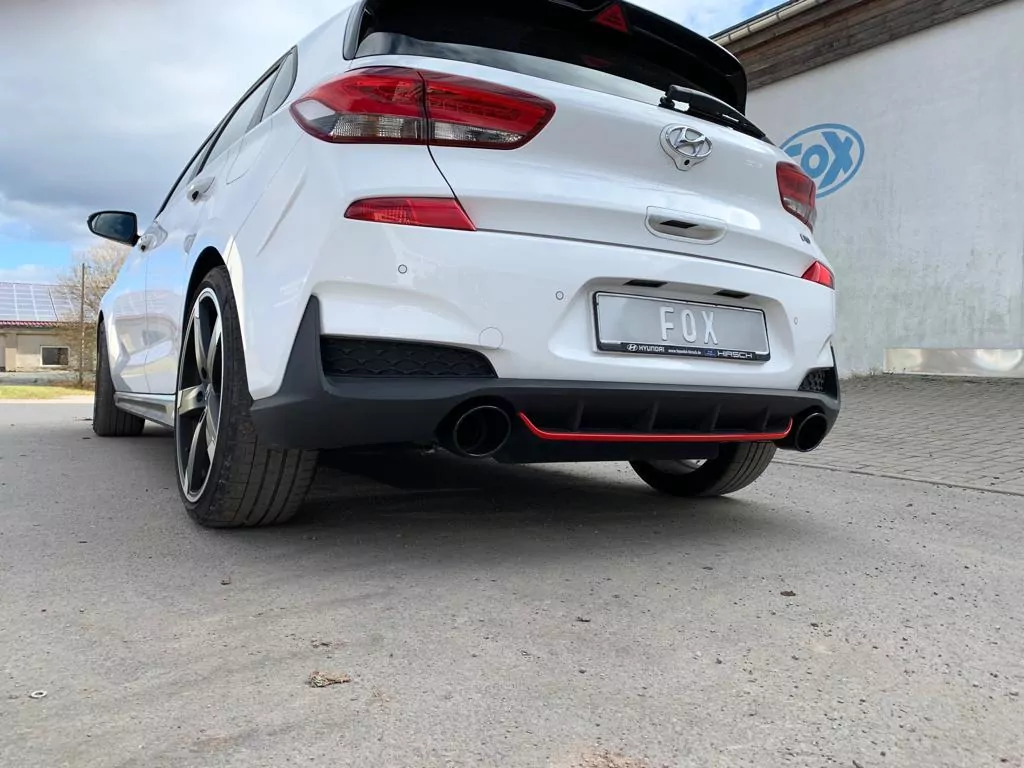 Hyundai i30N Performance + Fastback Endrohre passend auf den originalen Endschalldämpfer - 129x106 Typ 32 rechts/links schwarz glänzend emalliert