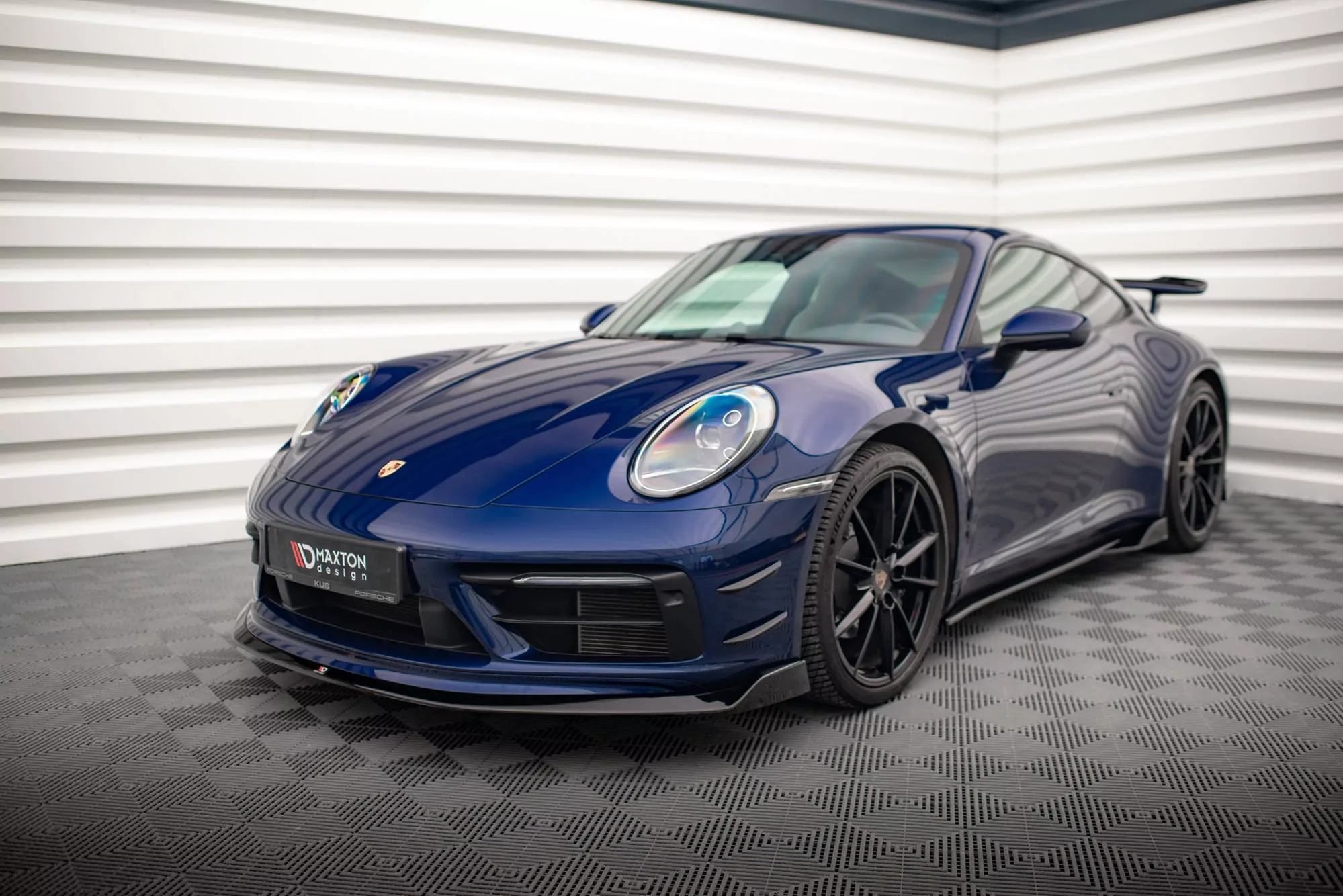 StoĂźstangenflĂĽgel Vorne (Canards) Porsche 911 Carrera Aero 992