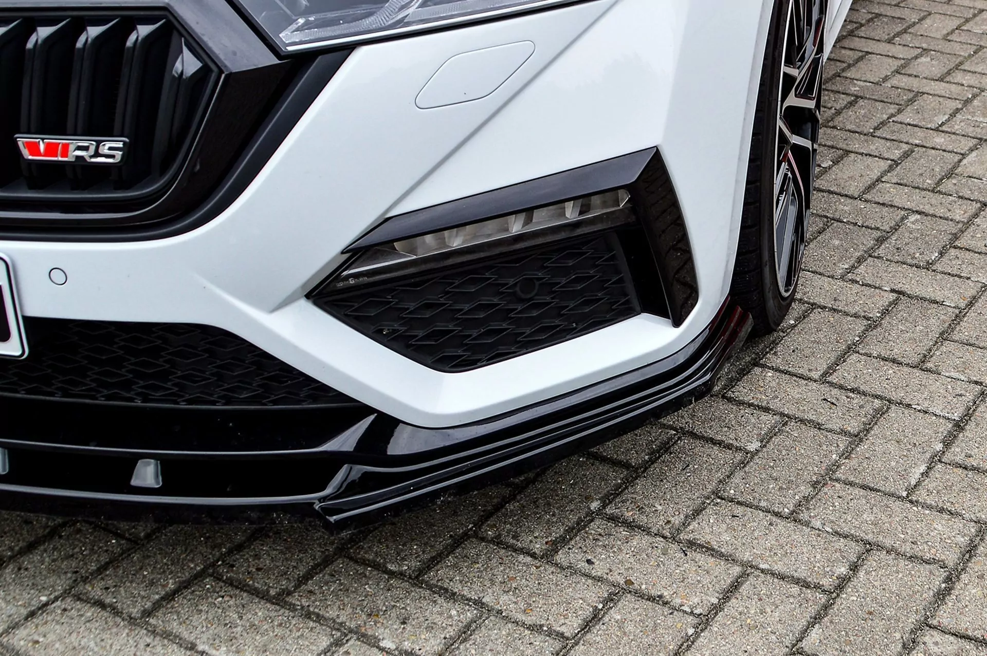 Cup Frontspoilerlippe für Skoda Octavia RS NX ab Bj.2020-