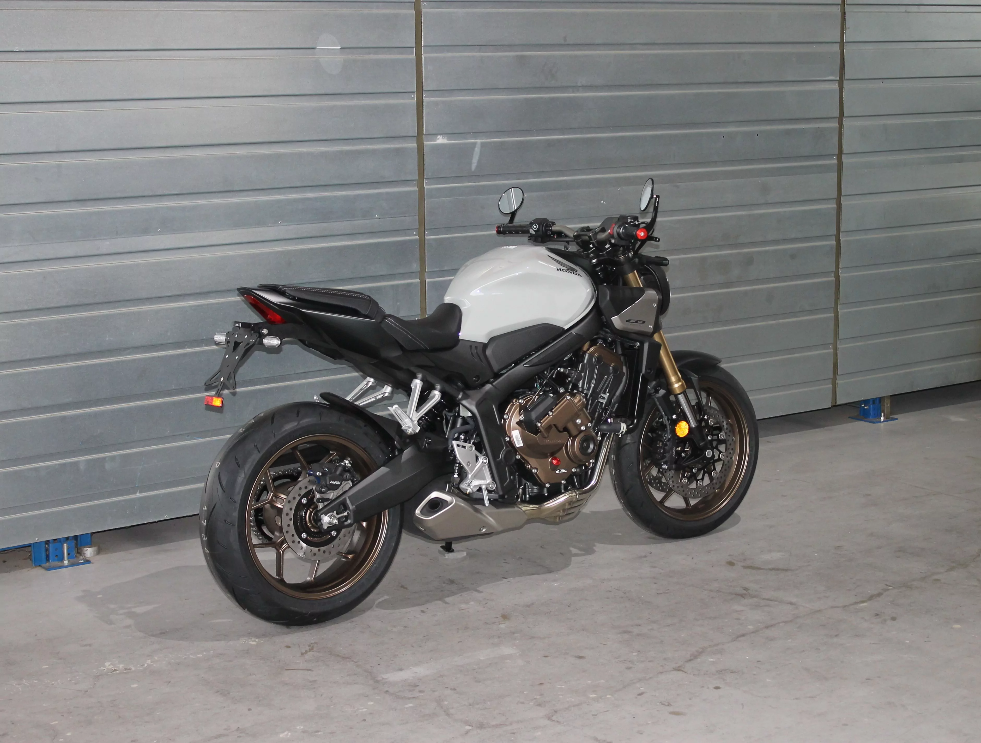 MG Biketec Kennzeichenhalter für Honda CB 650 R ab 2024