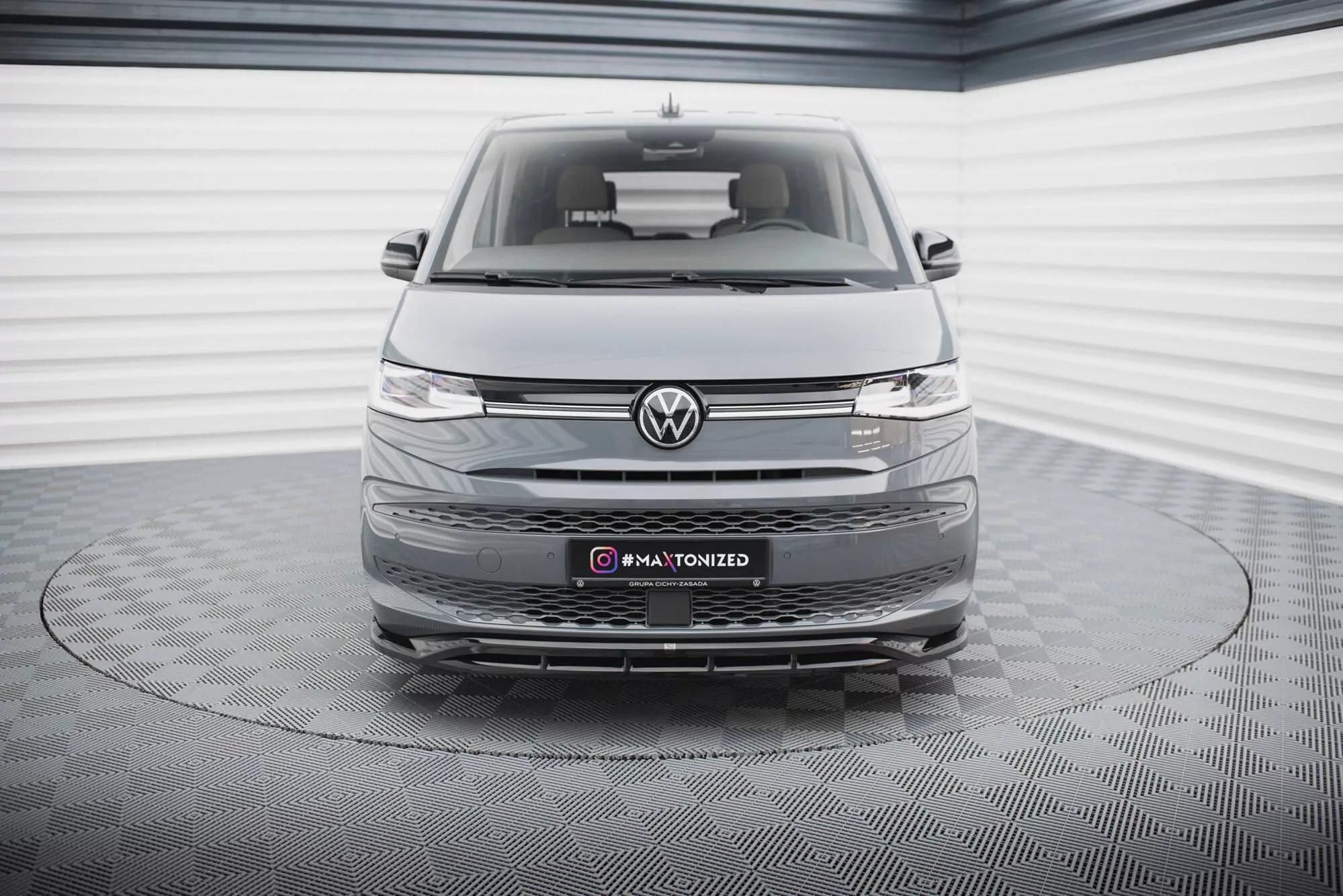 Front Ansatz V.1 Für Volkswagen Multivan T7 Schwarz Hochglanz