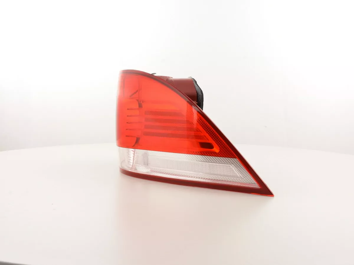 Verschleißteile Rückleuchte rechts VW Golf 5