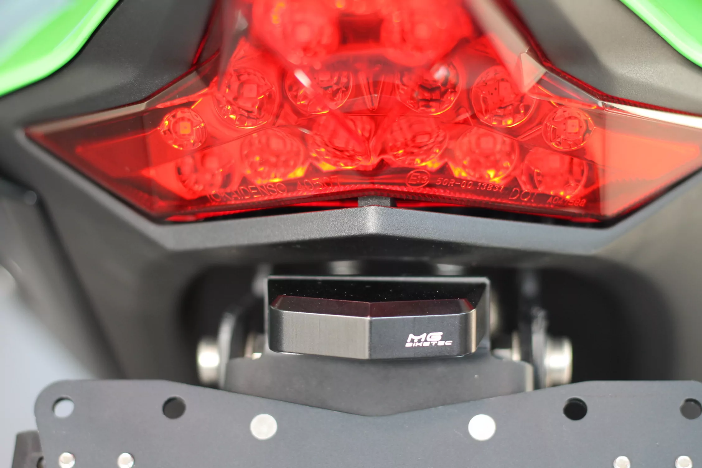 MG Biketec Kennzeichenhalter für Kawasaki ZX-10R ab 2016-2020