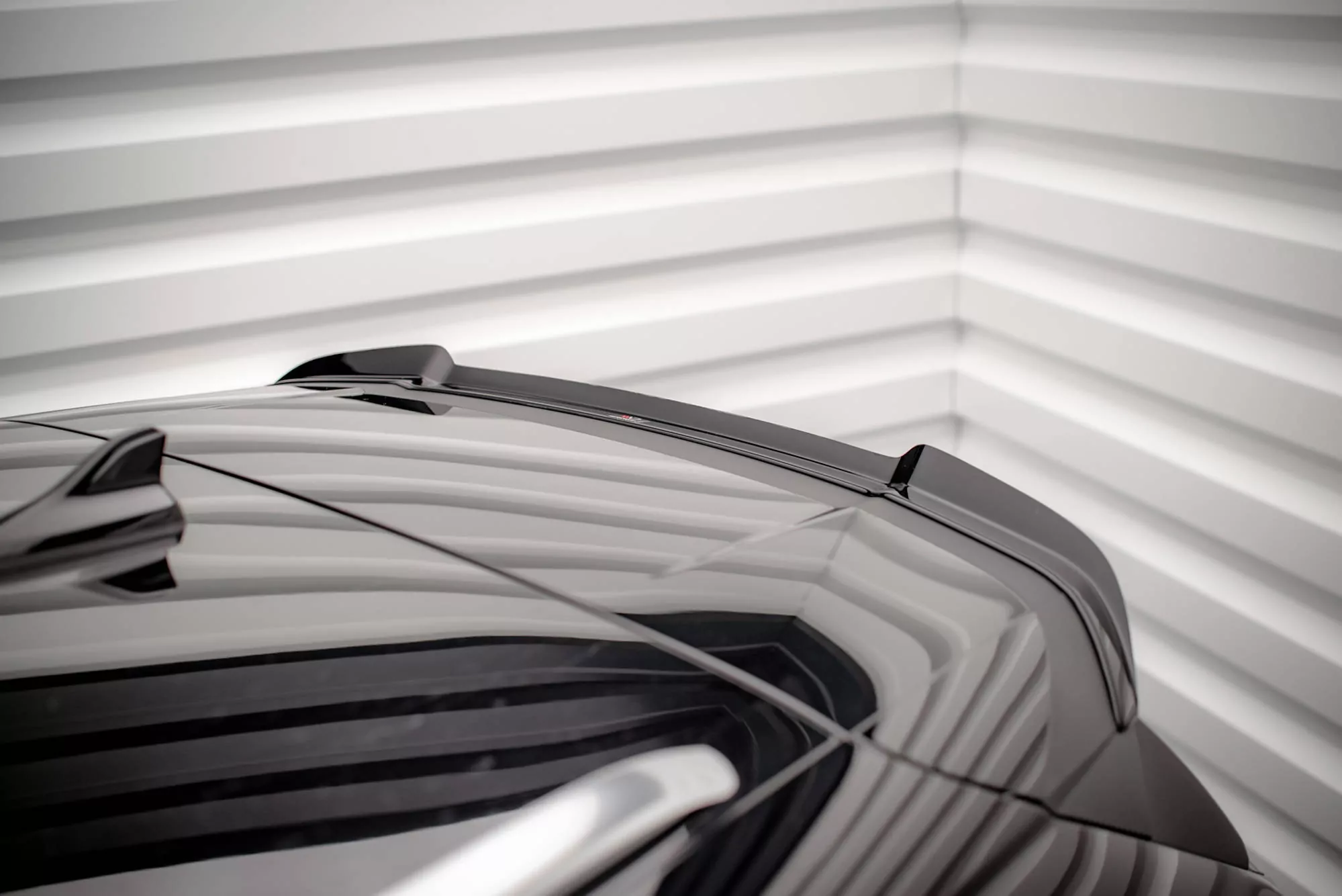 Spoiler CAP Für Skoda Enyaq IV Schwarz Hochglanz