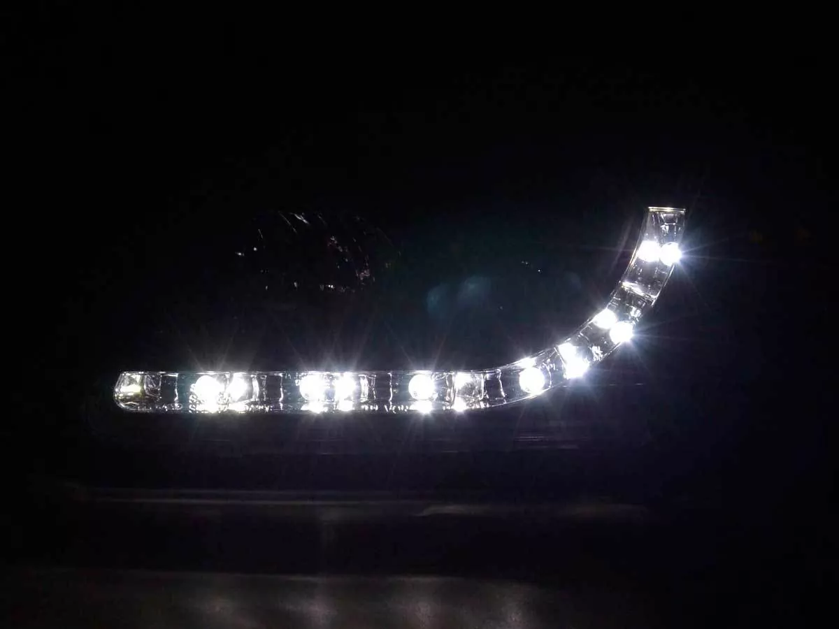 Scheinwerfer Set Daylight LED TFL-Optik Audi A3 Typ 8L Bj. 96-00 schwarz