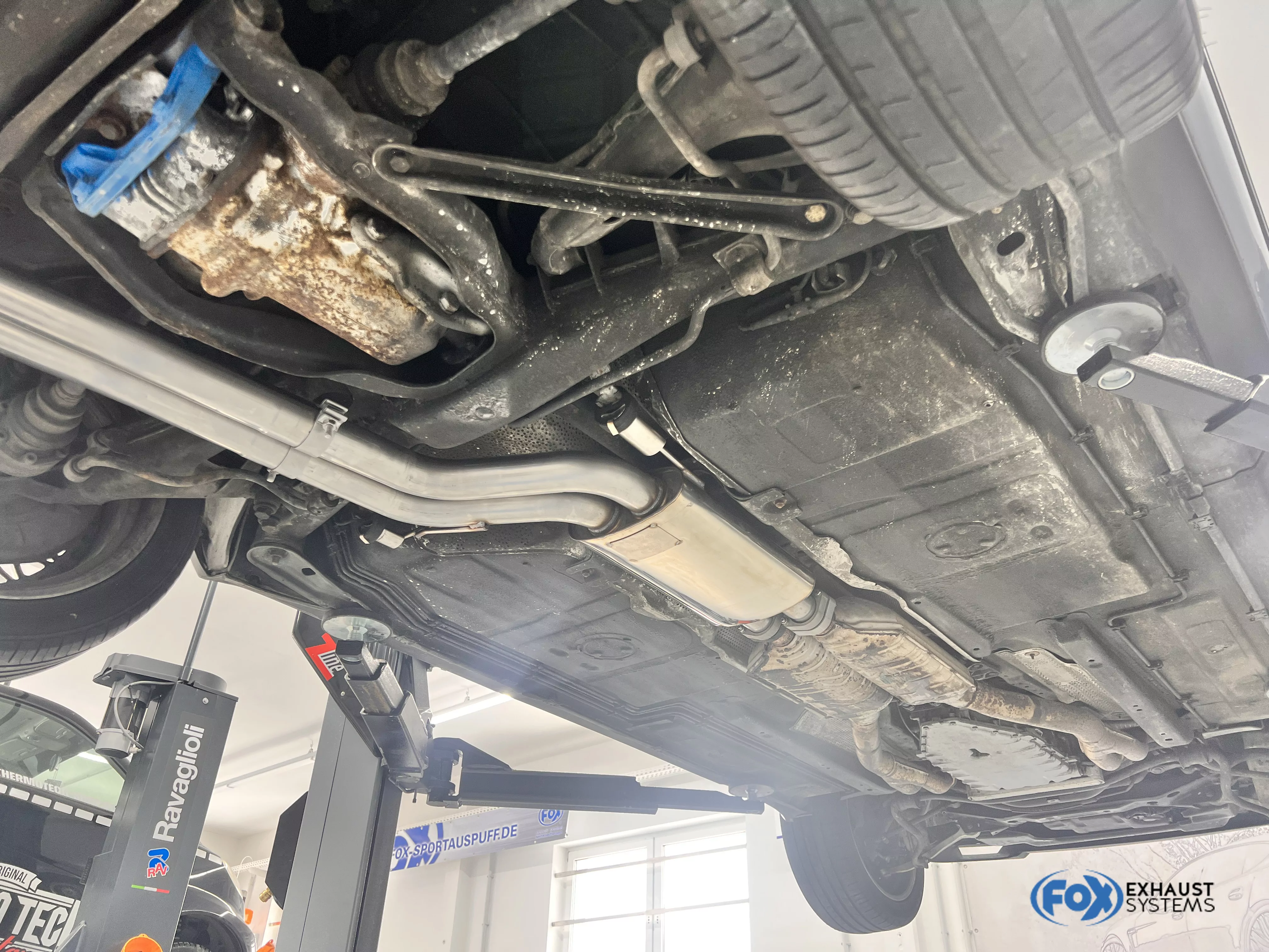 BMW E32 740i  Vorschalldämpfer Ø2x63,5mm