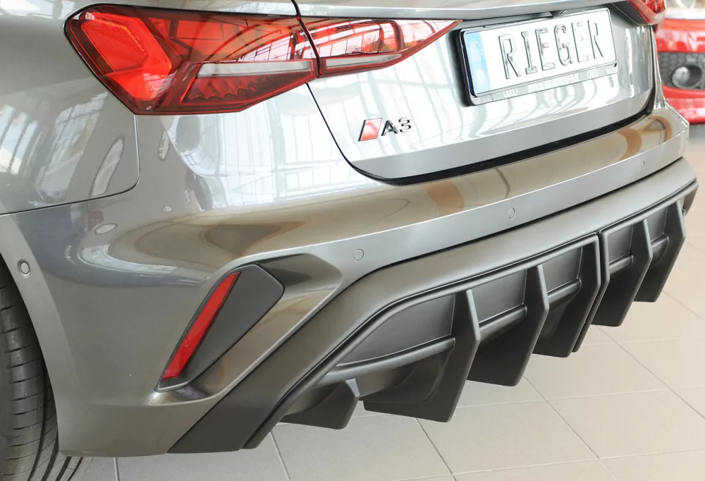 Rieger Heckeinsatz für orig. ESD für Audi A3 (GY) 5-tür. (Sportback) 06.24- (ab Facelift)