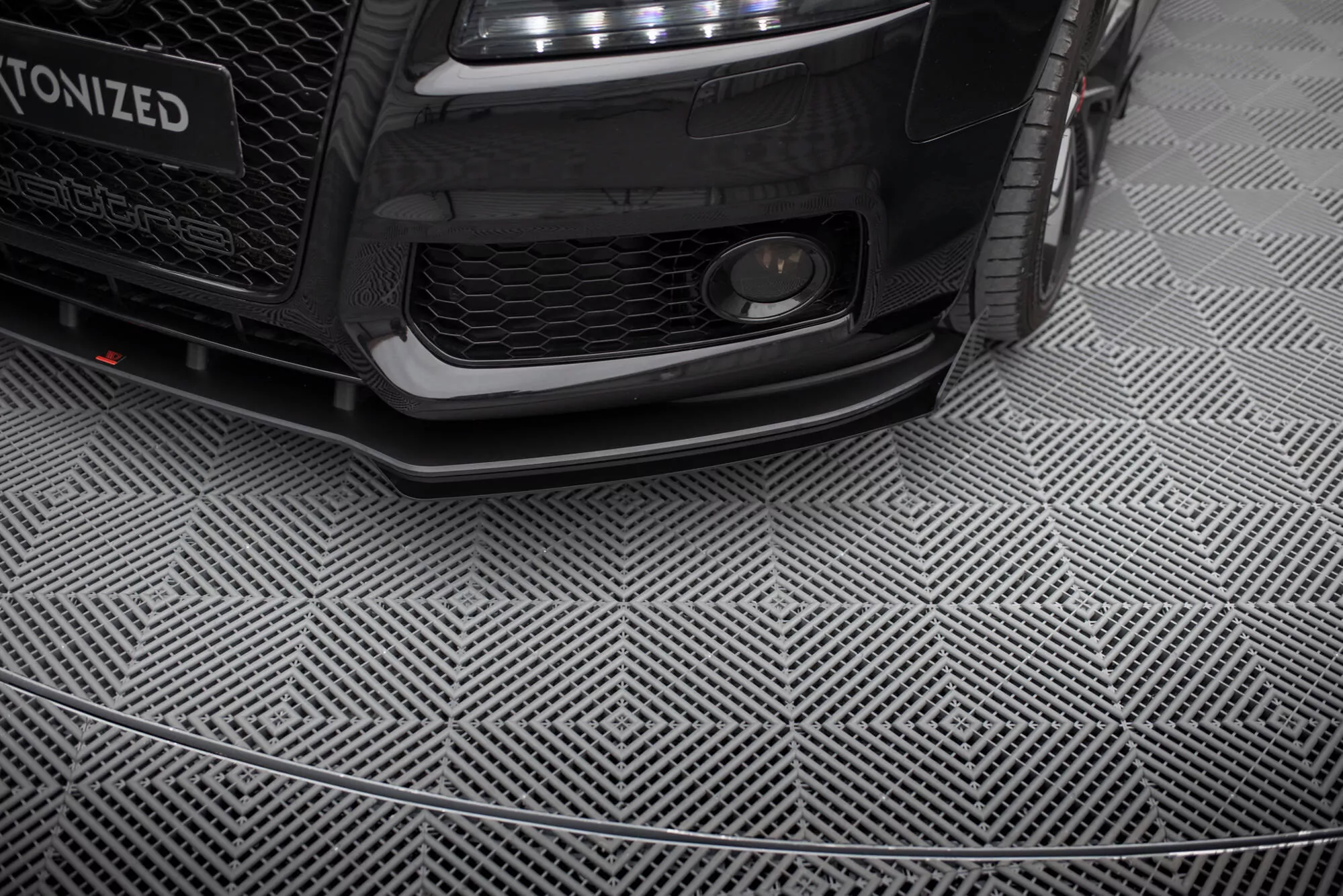 Front Stoßstange Flaps Für Audi S5 / A5 S-Line 8T Schwarz Hochglanz