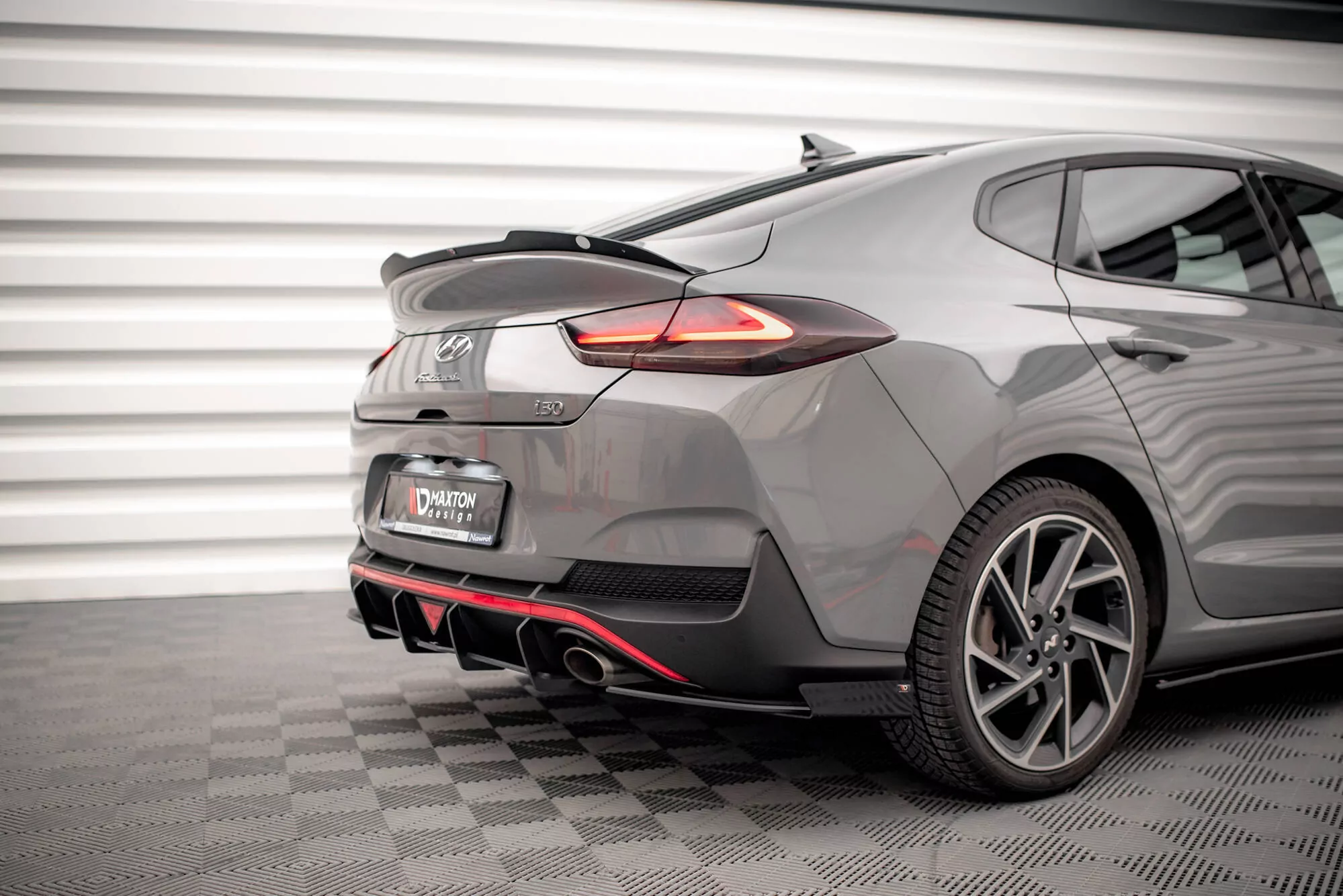 Street Pro Heck Ansatz Flaps Diffusor +Flaps Für Hyundai I30 Fastback N-Line Mk3 Facelift Schwarz Hochglanz