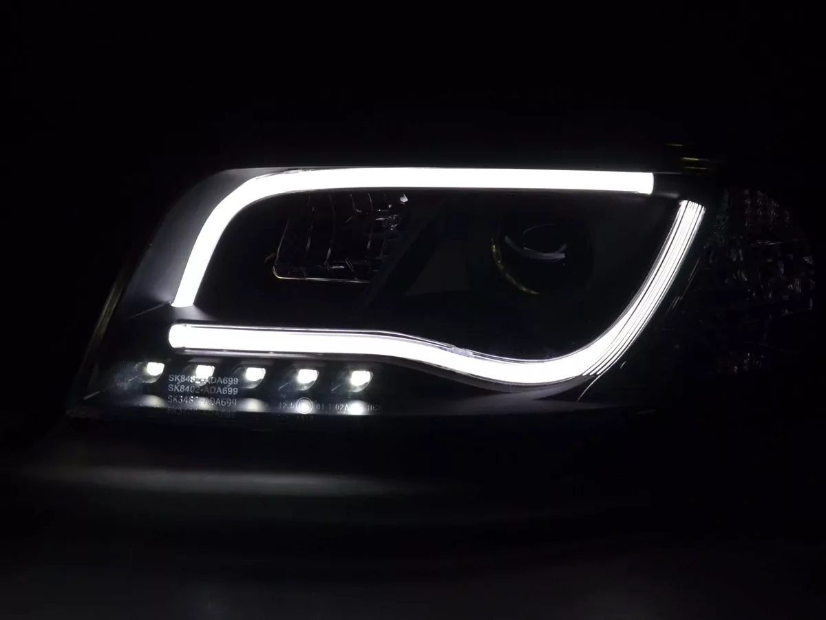 Scheinwerfer Set Daylight LED Tagfahrlicht Audi A6 Typ 4B  01-04 schwarz