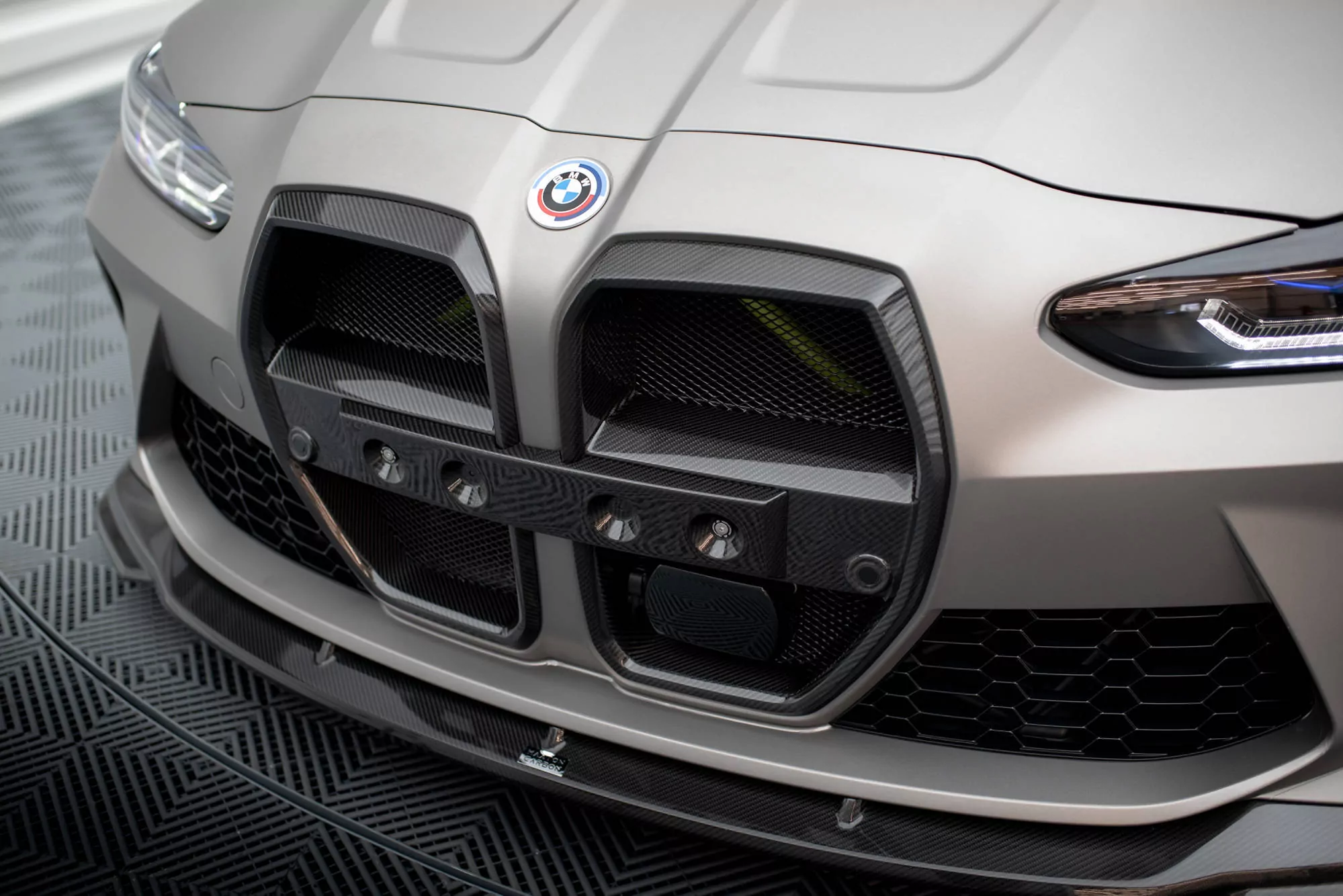 Carbon Fiber Front Grill + License Plate Holder Base BMW M4 G82  / M3 G80