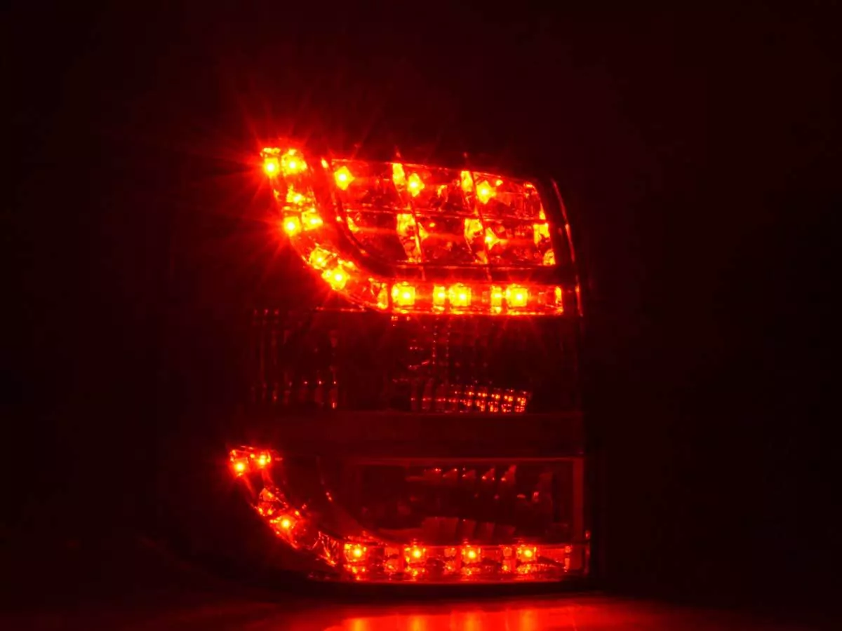 LED Rückleuchten Set VW Passat 3B Variant Bj. 97-00 chrom