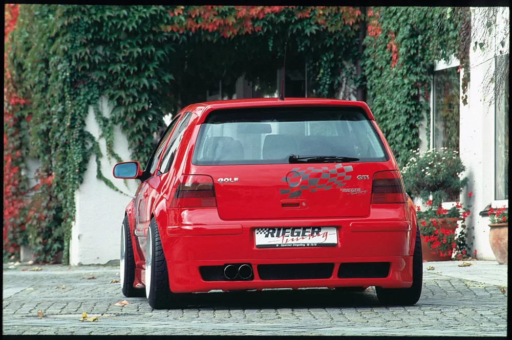 Rieger Heckansatz für VW Golf 4 |  10.97-03 -> nicht für hochgezogene ESD!    Nicht für Cabrio