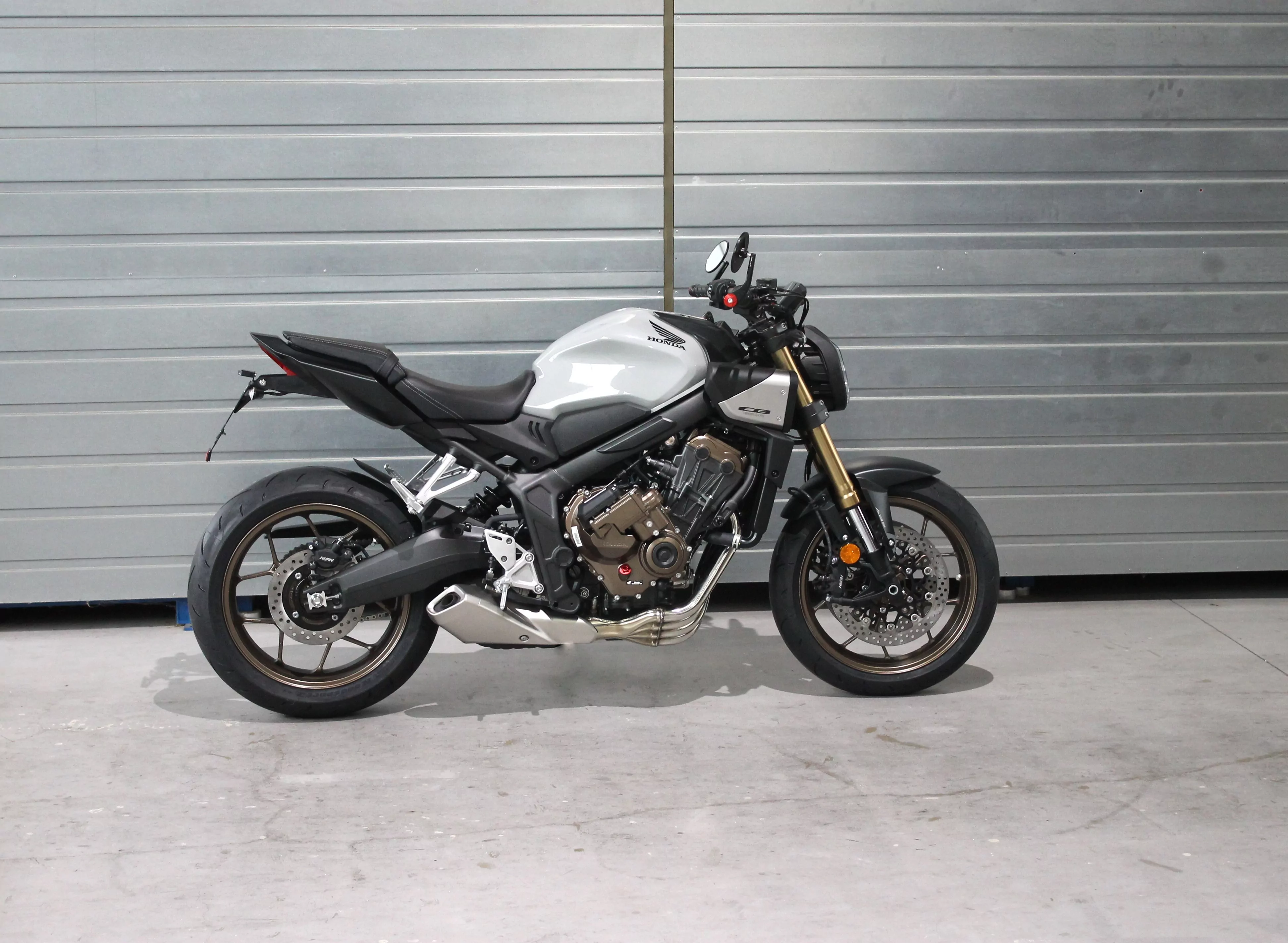 MG Biketec Kennzeichenhalter für Honda CB 650 R ab 2024