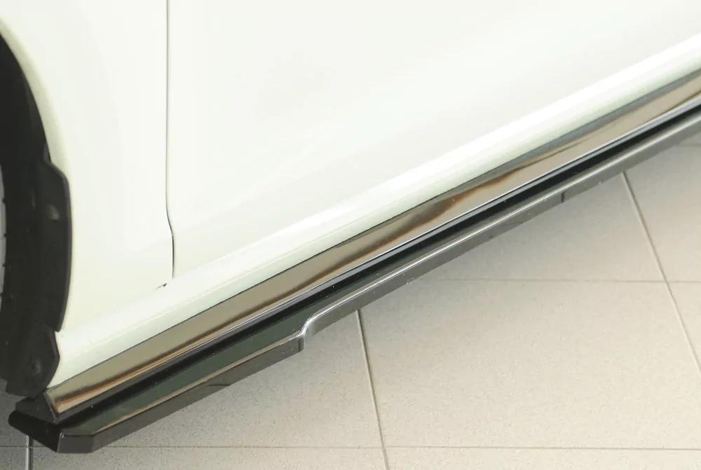 Rieger Seitenschweller links ansatz (ca. 19mm) glanz schwarz für VW Golf 7 R-Line 5-tür. 02.17- (ab Facelift)
