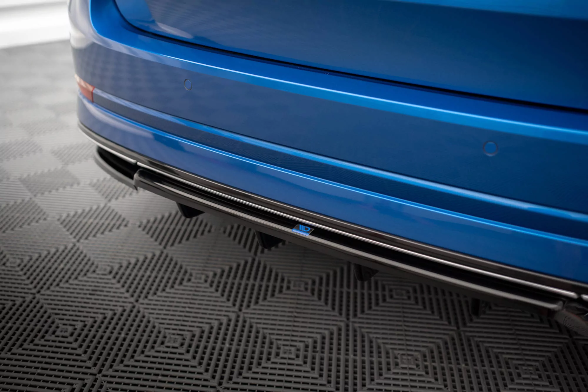 Hinten Splitter (mit Einem Vertikalem Balken) Skoda Octavia Sportline Mk4 Schwarz Hochglanz