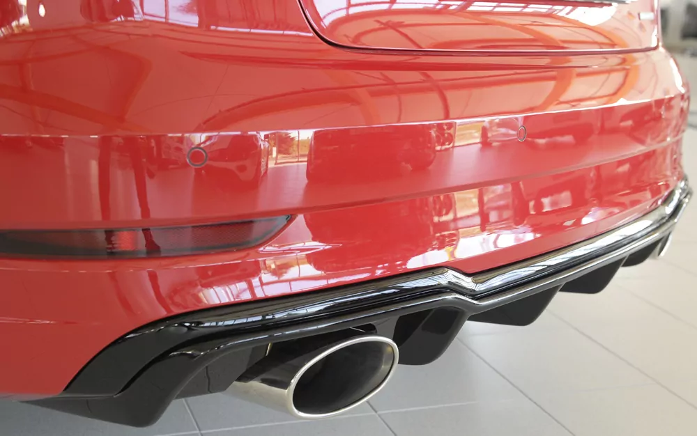 Rieger Heckeinsatz für Audi A3 S3 (8V) - 3-tür. (Cabrio 8V7) 09.16- (ab Facelift) schwarz glanz