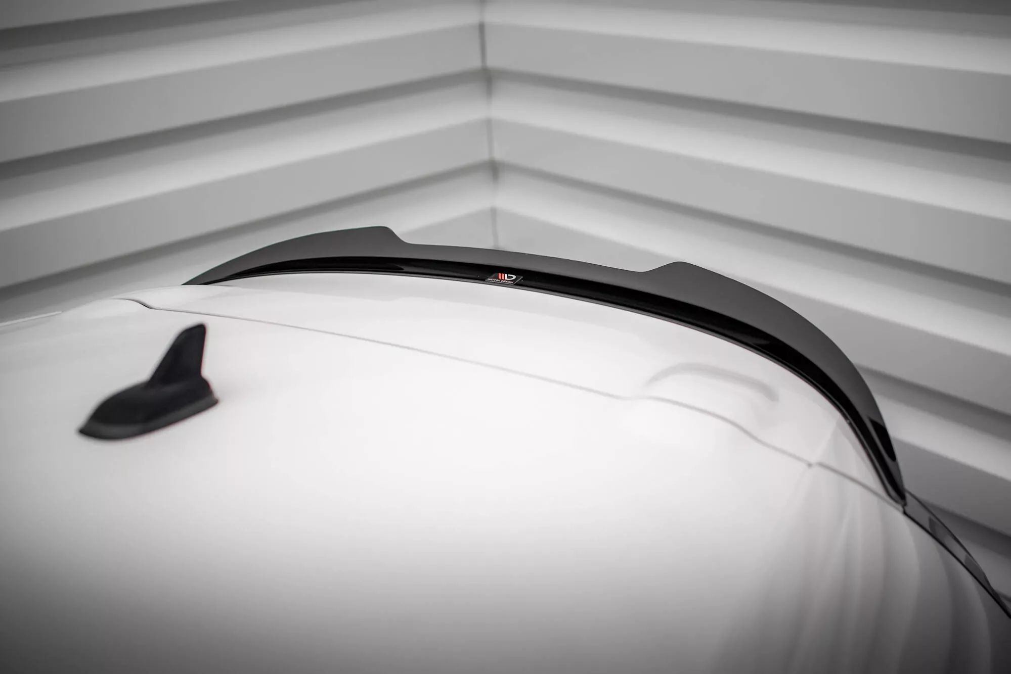 Spoiler CAP V.2 Für Volkswagen Scirocco R Mk3 Schwarz Hochglanz