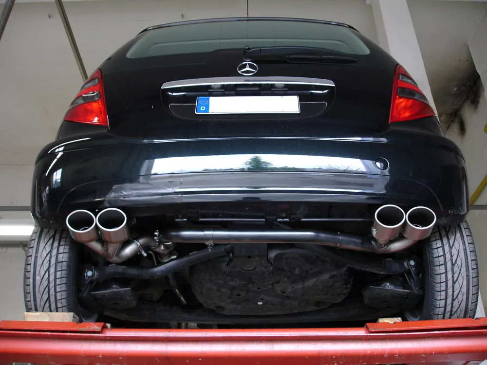 Mercedes A-Klasse W169  Endschalldämpfer Ausgang rechts/links - 2x106x71 Typ 32 rechts/links
