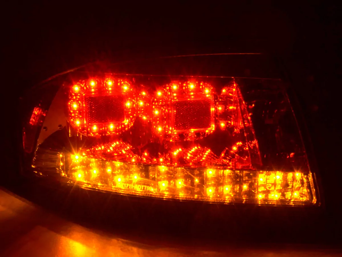 LED Rückleuchten Set Audi TT Typ 8N Bj. 99-06 chrom
