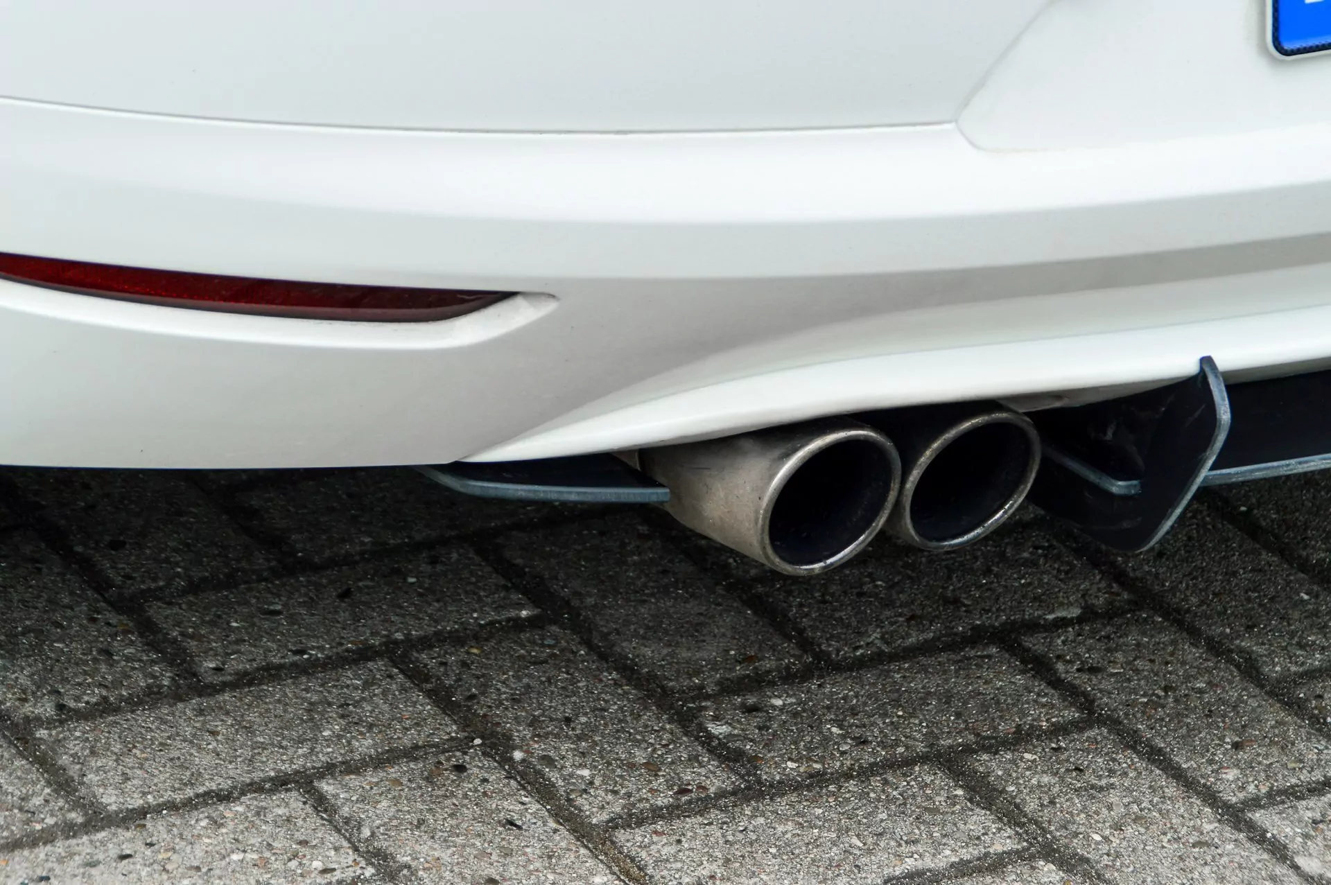 gefräster Heckansatz mit Finnen für VW Scirocco 13