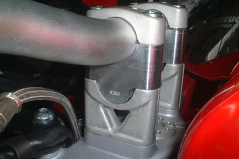 LSL Bar Mounts , Silver-Plate d +30mm , For Ducati With Ø28, 6mm Handlebars