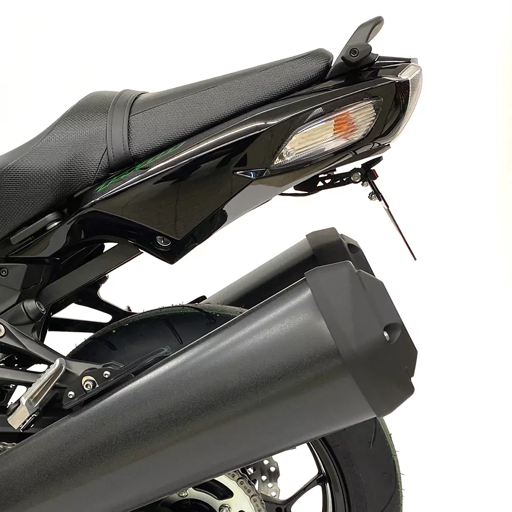 alpha Technik Kennzeichenhalter für Kawasaki ZZR1400; TYP ZXT40H; Modelljahr 2016-