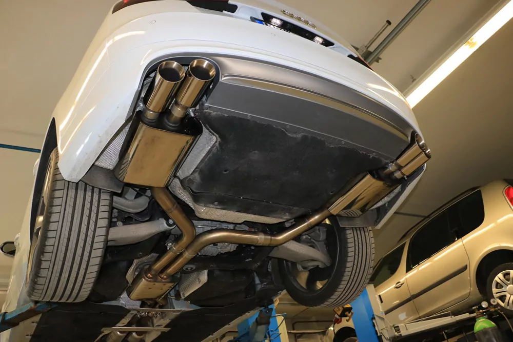 Audi S8 Typ 4H  Endschalldämpfer rechts/links zweiflutig - 2x90 Typ 25 rechts/links