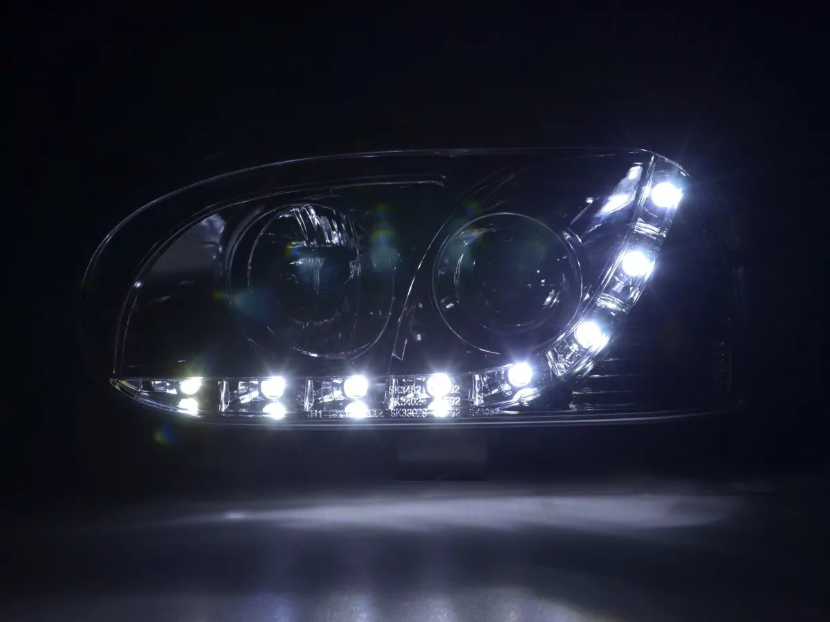 Scheinwerfer Set Daylight LED TFL-Optik VW Golf 3 Typ 1HXO 1EXO Bj. 91-97 chrom