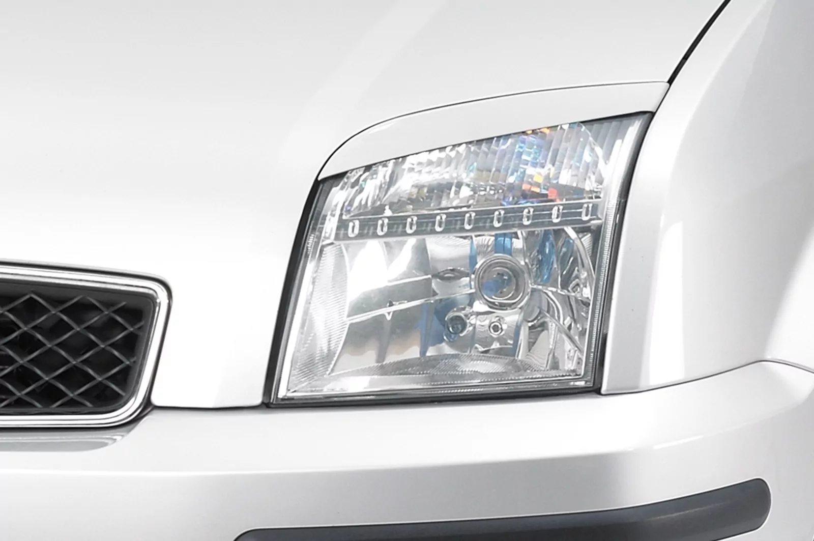 Scheinwerferblenden für Ford Fusion SB149