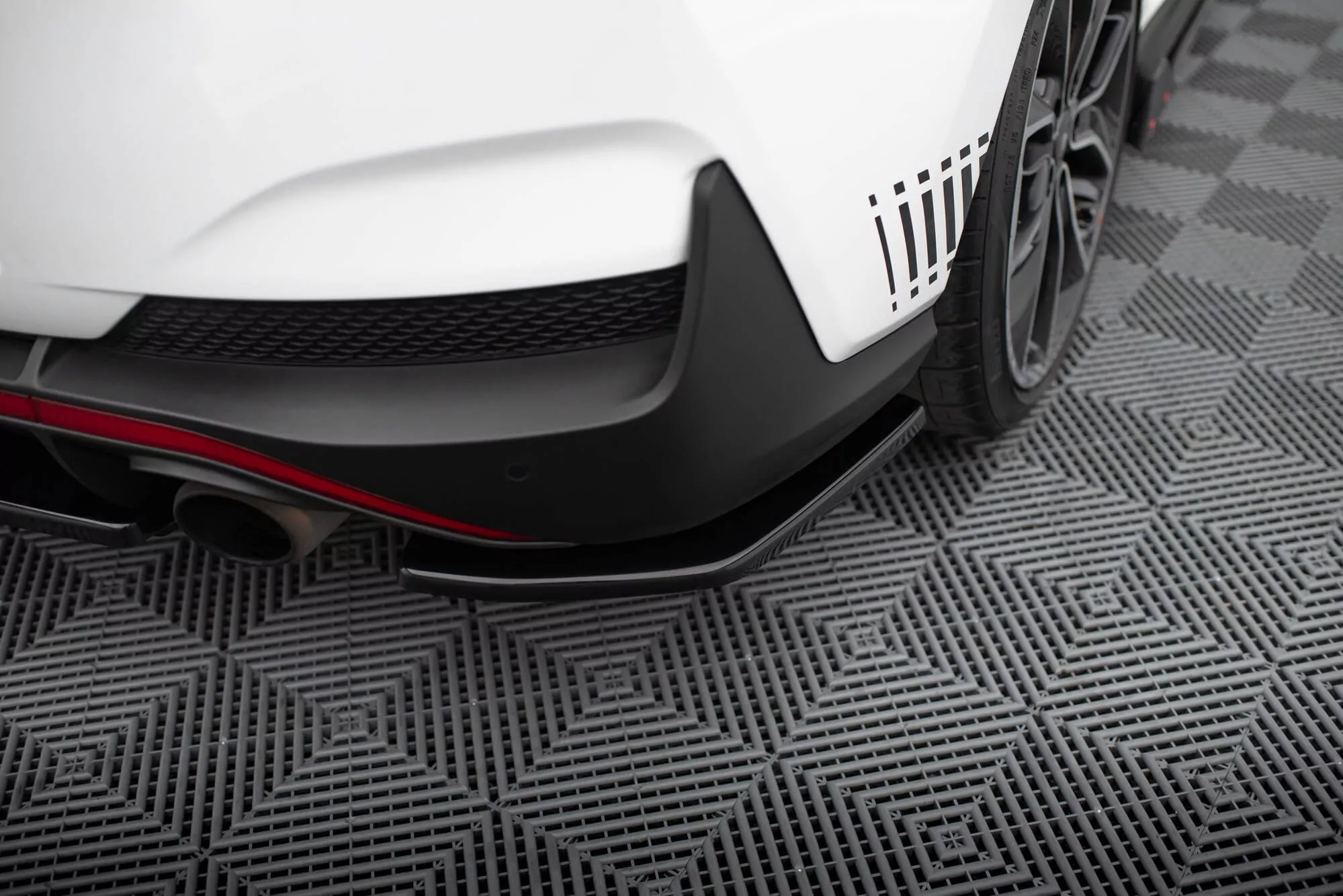 Heck Ansatz Flaps Diffusor Passend Für Diffusor Passend Für Hyundai I30 N Fastback Mk3  Schwarz Hochglanz Schwarz Hochglanz