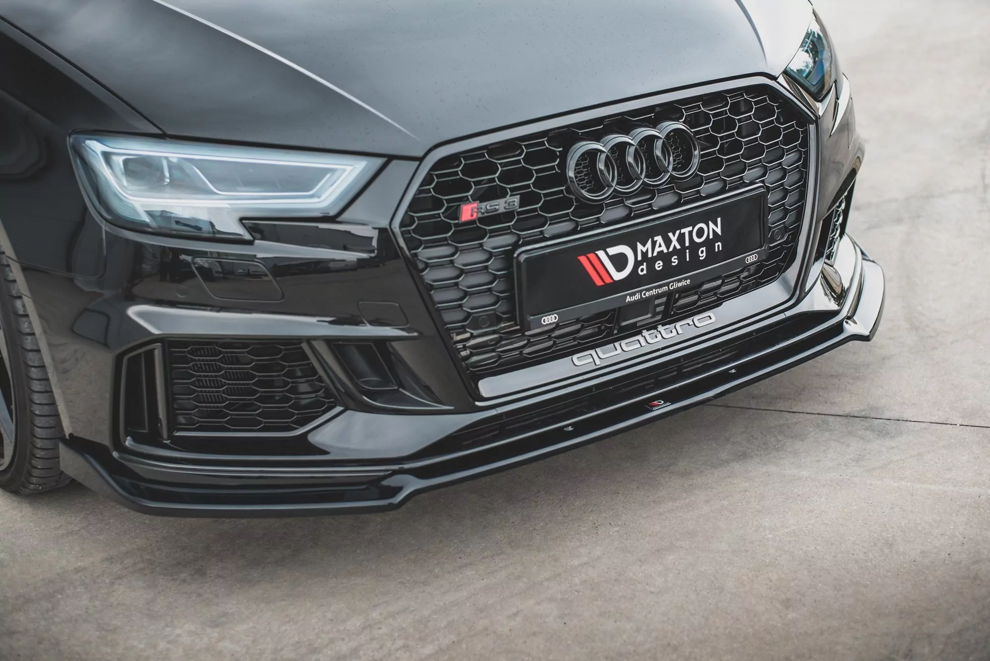 Front Ansatz V.3 Passend Für Audi RS3 8V FL Sportback Schwarz Hochglanz