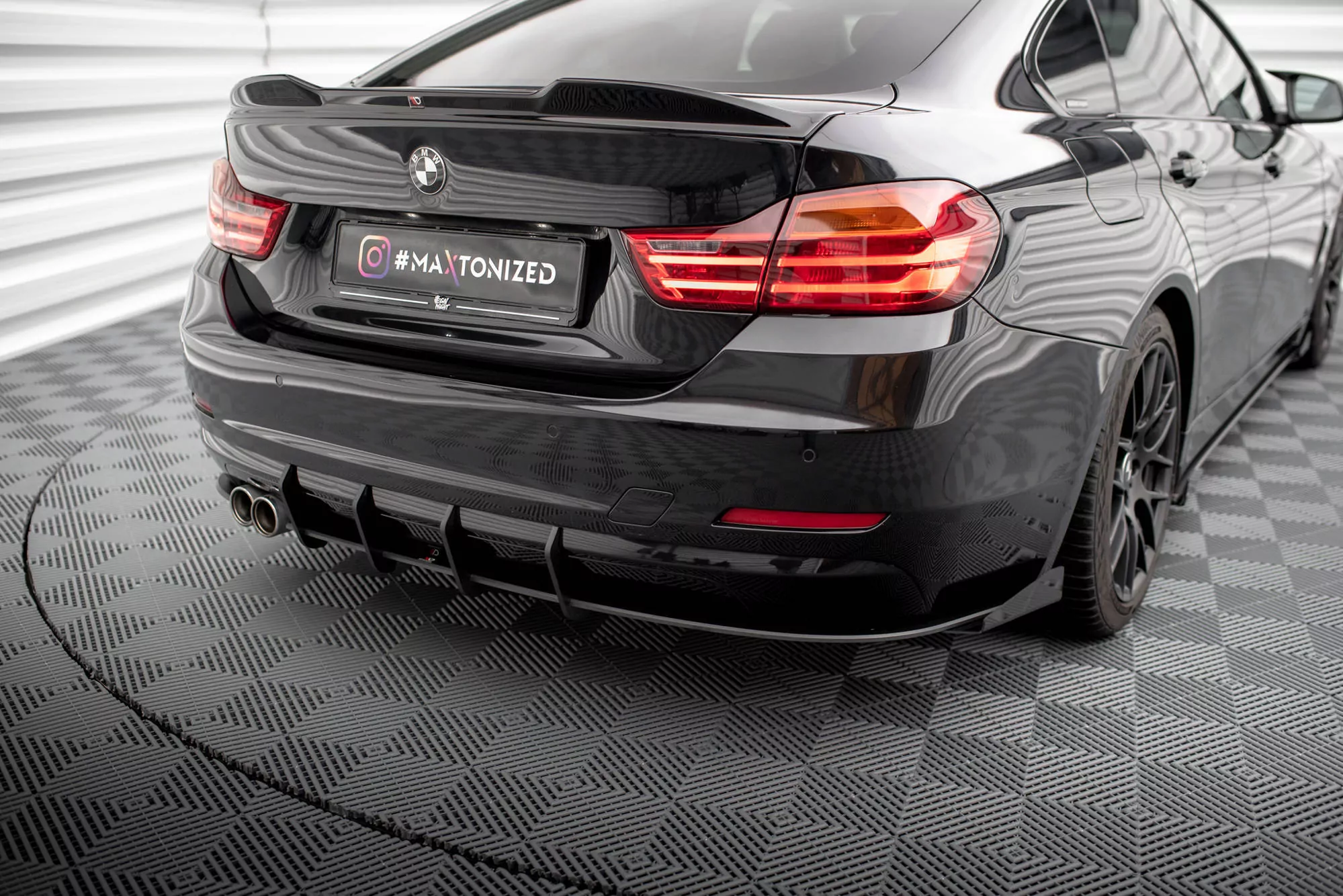Street Pro Heck Ansatz Flaps Diffusor +Flaps Für BMW 4er Gran Coupe F36 Schwarz Hochglanz