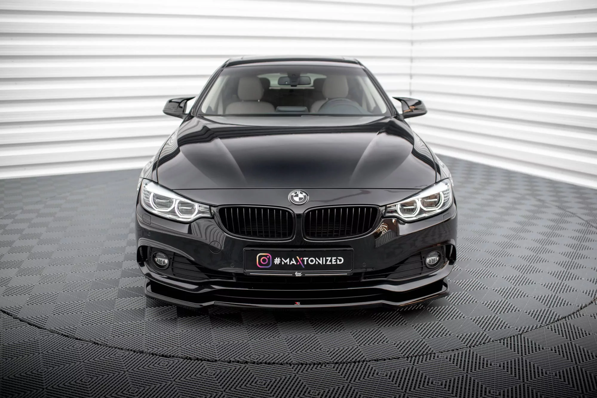 Front Ansatz V.1 Für BMW 4er Coupe / Gran Coupe / Cabrio F32 / F36 / F33 Schwarz Hochglanz