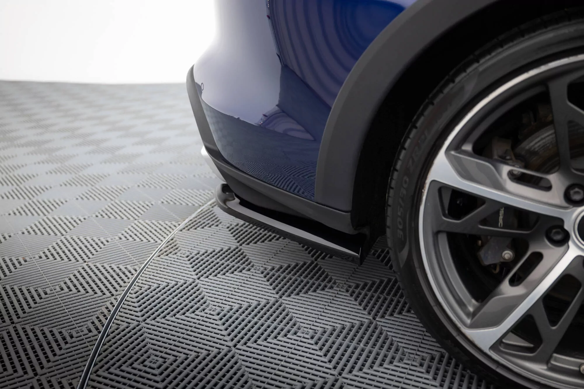 Heck Ansatz Flaps Diffusor Für Porsche Taycan Cross Turismo 4S Schwarz Hochglanz