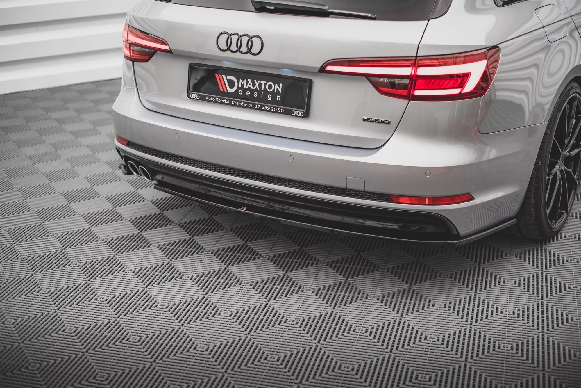 Heck Ansatz Flaps Diffusor V.2 Für Audi A4 S-Line B9 Schwarz Hochglanz