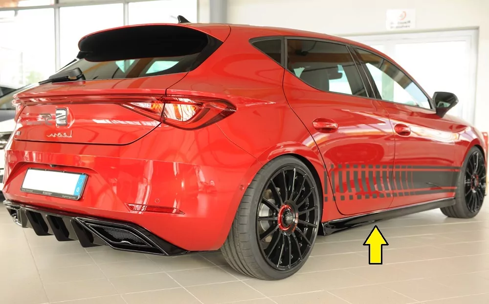 Rieger Seitenschweller rechts  (XS) glanz schwarz für Seat Leon (KL) 5-tür. (ST/Sportstourer) 09.20-06.24 (bis Facelift)