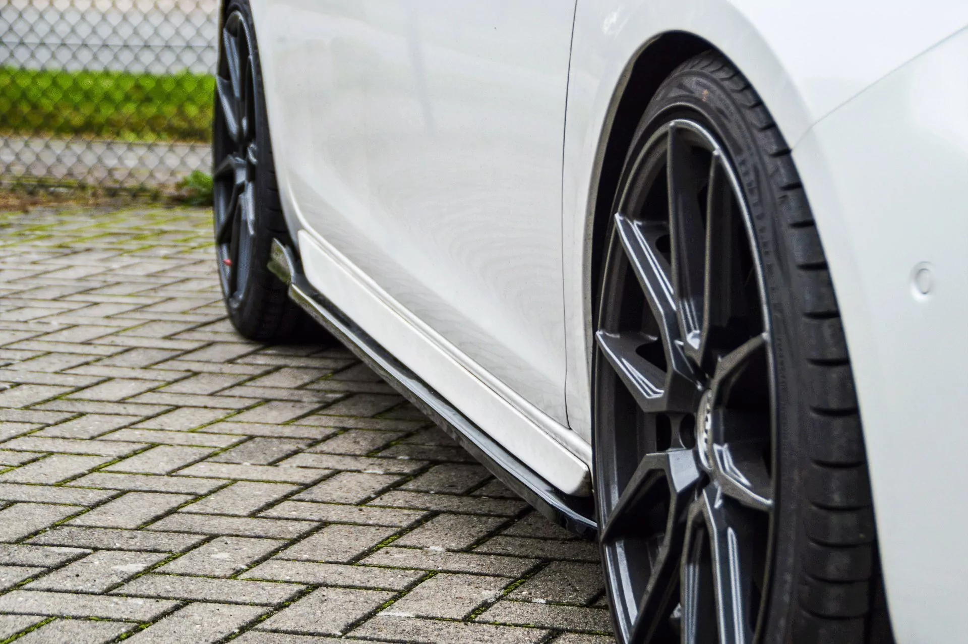 Cup Seitenschweller mit Wing für Peugeot 308 GT+GT-Line Facelift SW kombi