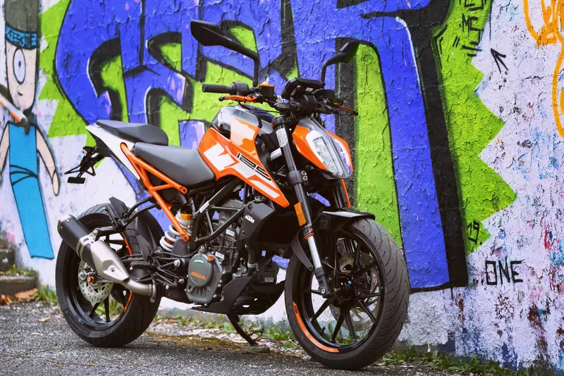 Kurzes Heck - Kennzeichenträger - Kennzeichenhalter für KTM 125 Duke ab 2017-2019