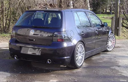 VW  Golf IV Endschalldämpfer Ausgang rechts/links Ø63,5mm - 1x90 Typ 17 rechts/links R32 Design